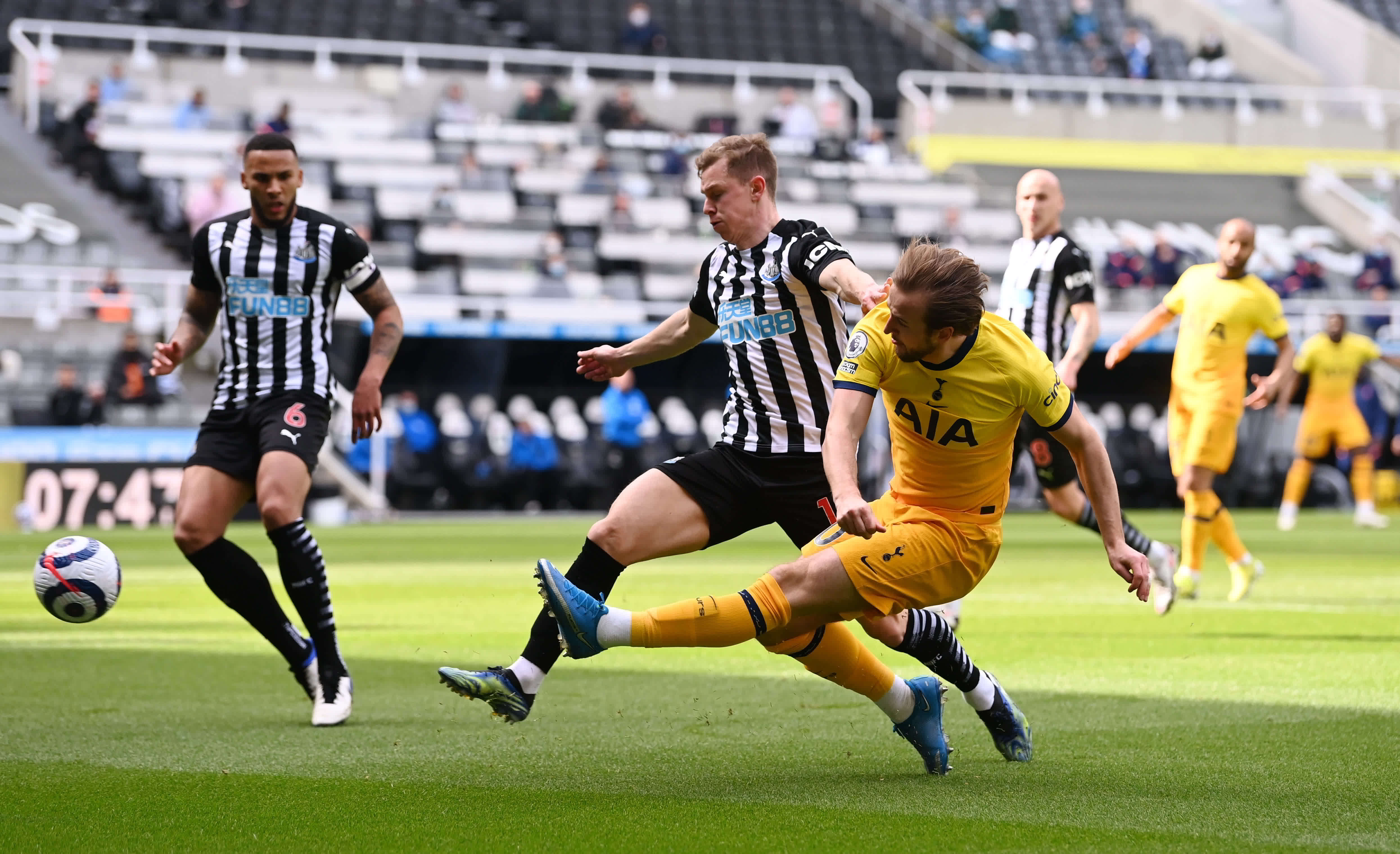 乐部履行合 乐部履行合