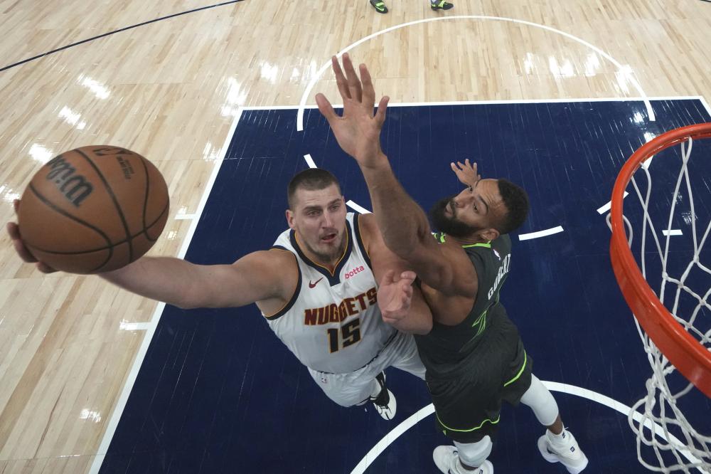 地位上的评 地位上的评