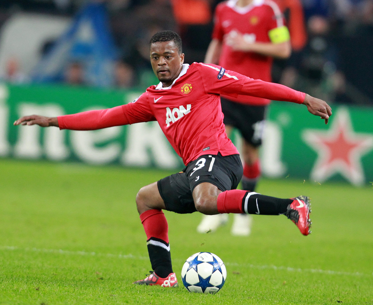 李先生举了 李先生举了